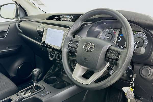 2024 Toyota HILUX SR (4x4) GUN126R 4X4