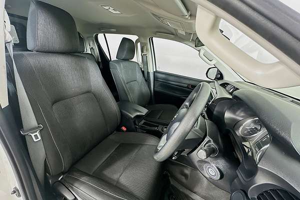 2021 Toyota Hilux SR HI-RIDER (4x2) GUN136R REAR WHEEL DRIVE