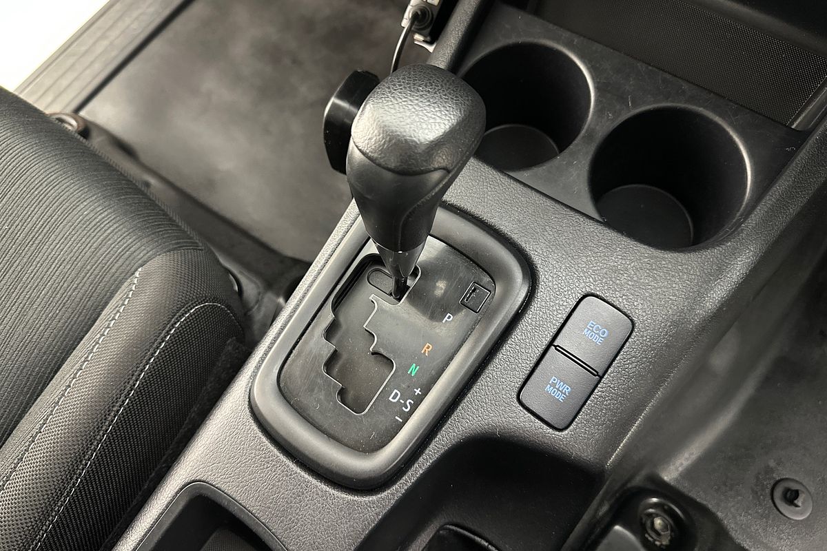 2021 Toyota HILUX SR (4x4) GUN126R 4X4