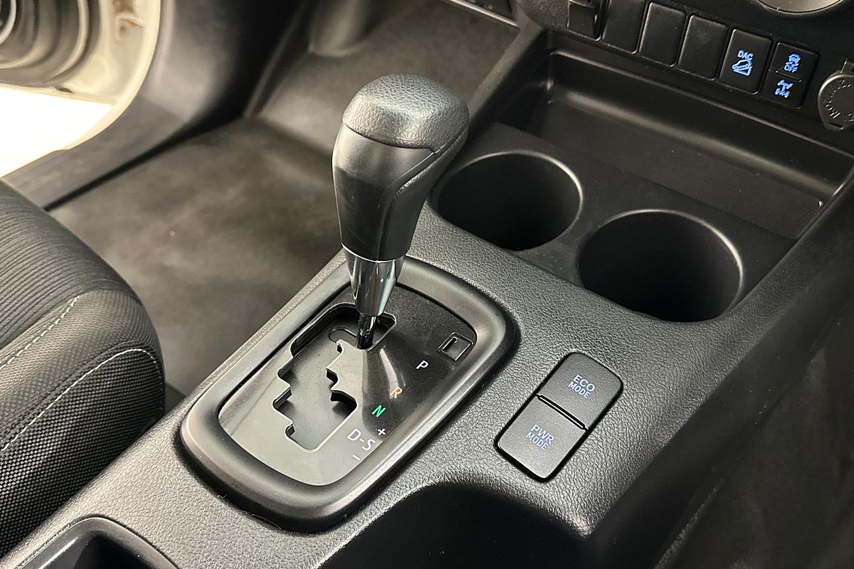 2021 Toyota HILUX SR (4x4) GUN126R 4X4