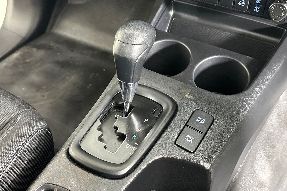 2021 Toyota HILUX SR (4x4) GUN126R 4X4