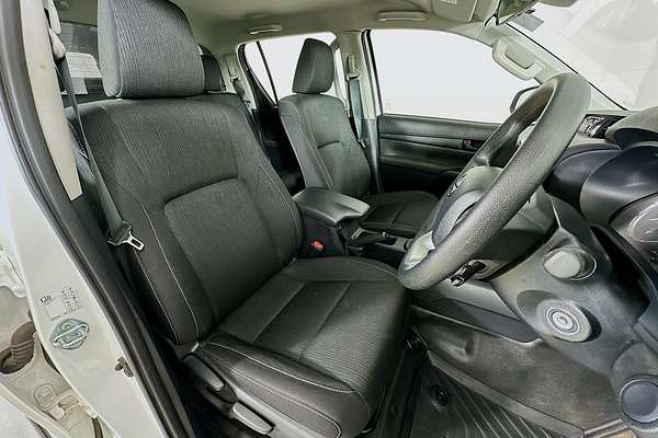 2024 Toyota HILUX SR (4x4) GUN126R 4X4