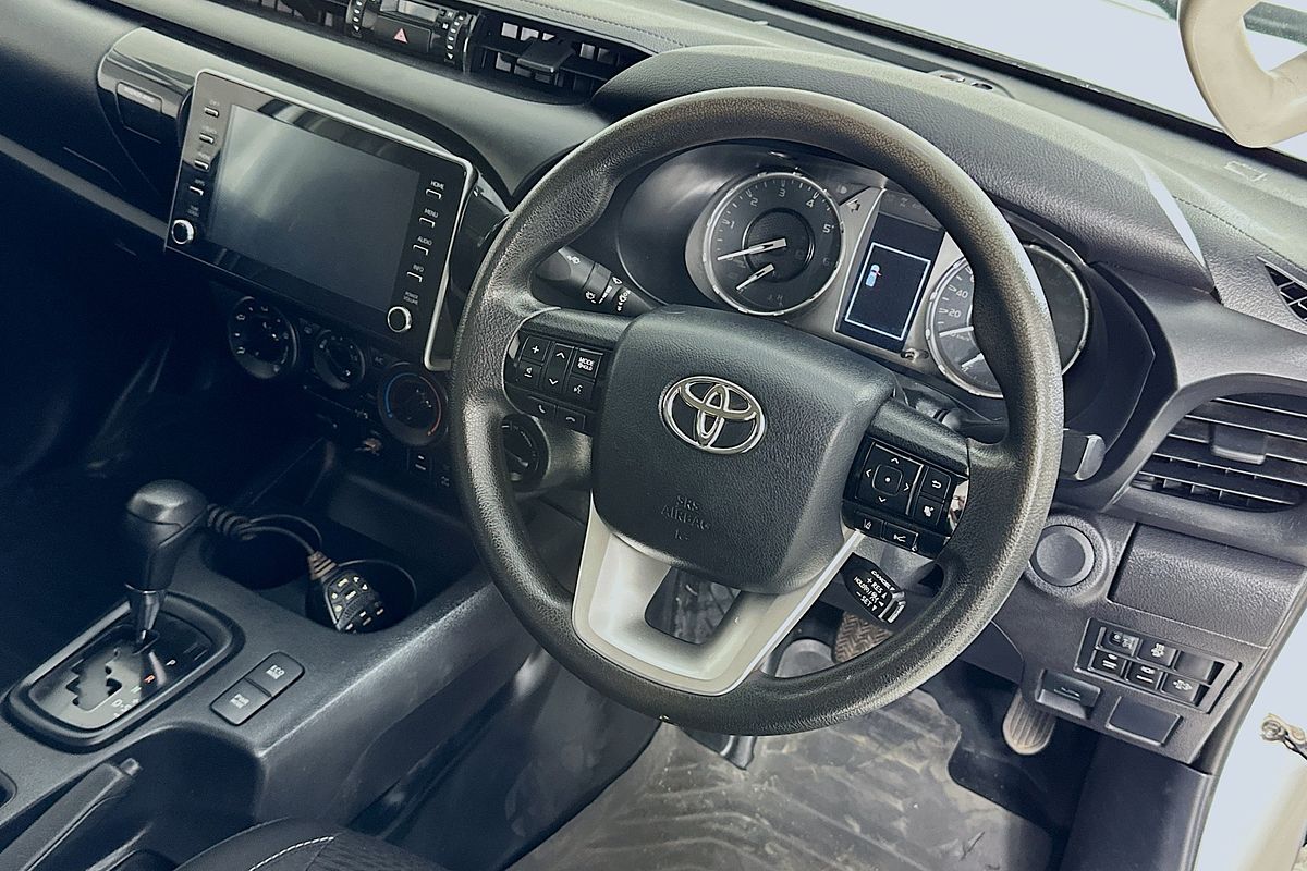 2022 Toyota HILUX SR (4x4) GUN126R 4X4