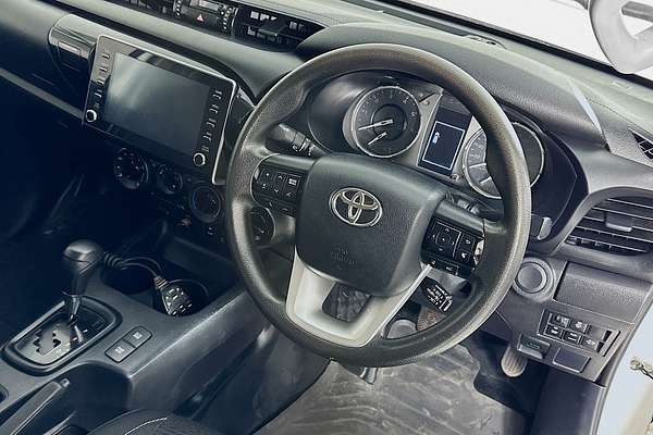 2022 Toyota HILUX SR (4x4) GUN126R 4X4