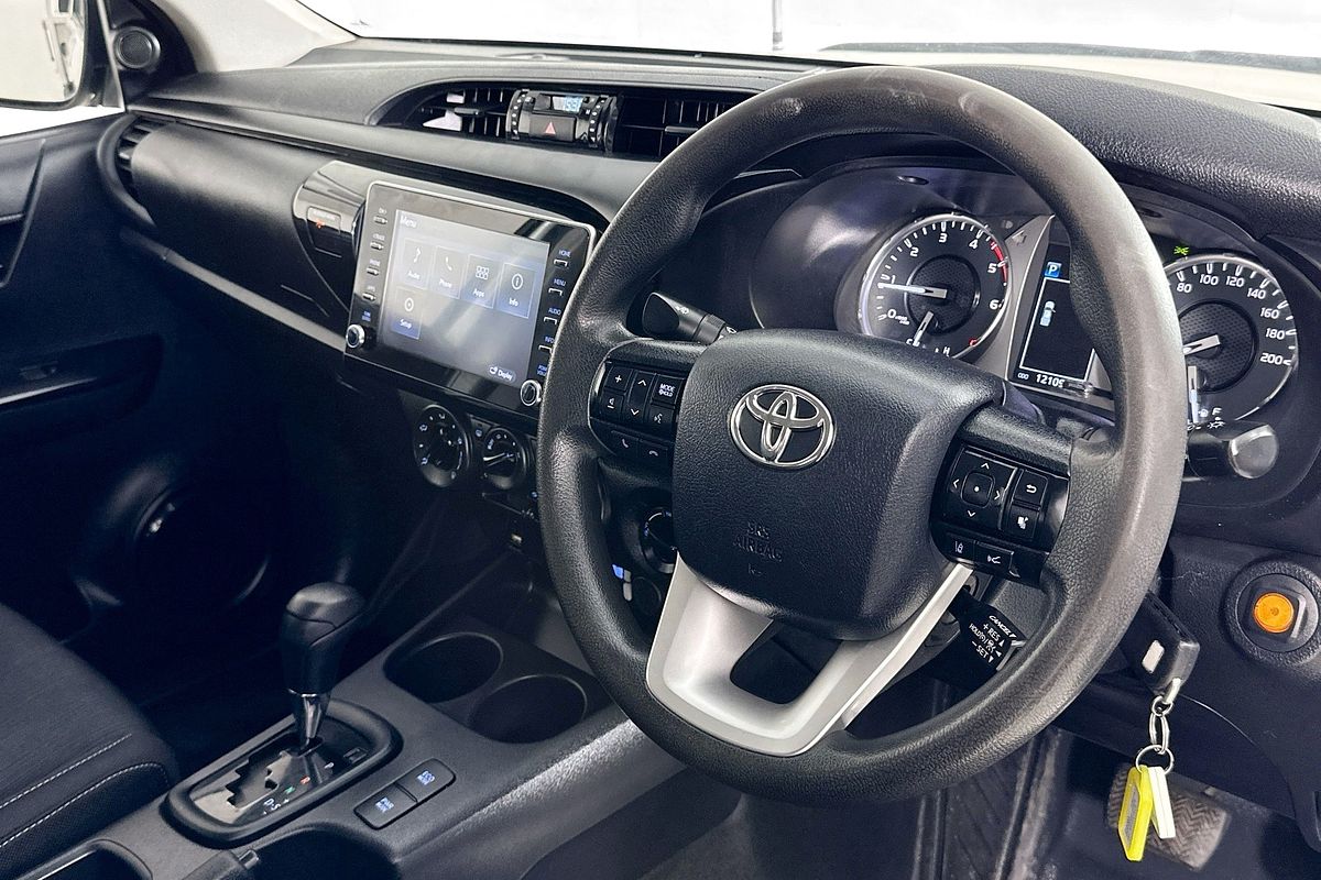 2021 Toyota HILUX SR (4x4) GUN126R 4X4