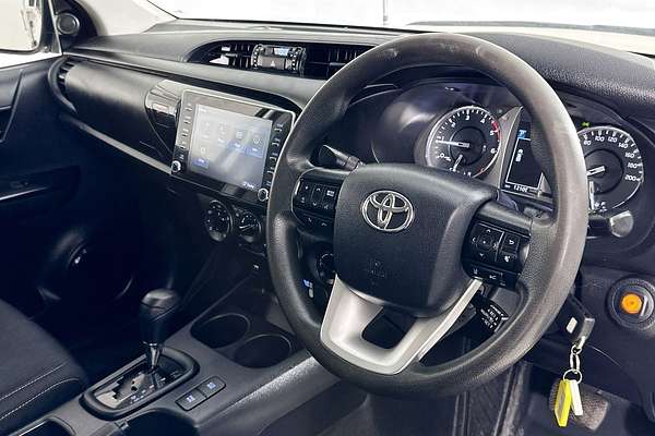 2021 Toyota HILUX SR (4x4) GUN126R 4X4