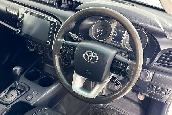 2022 Toyota HILUX SR (4x4) GUN126R 4X4