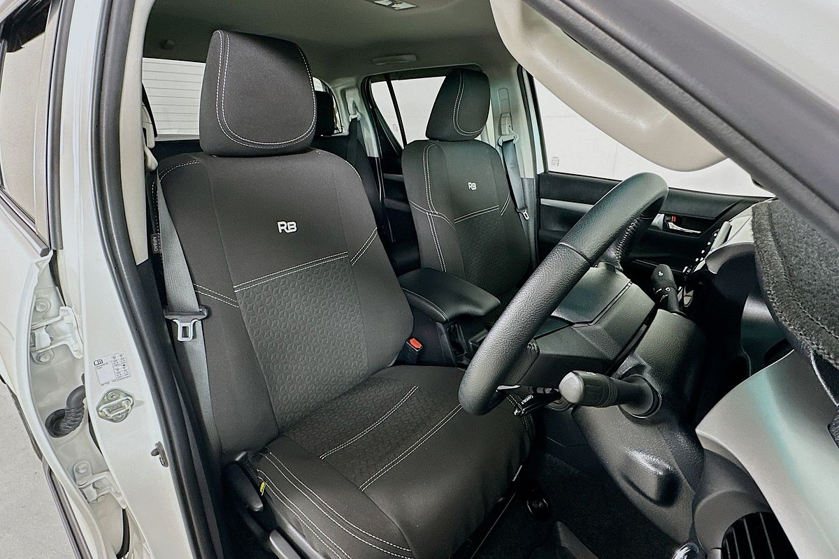 2022 Toyota HILUX SR5 (4x4) GUN126R 4X4