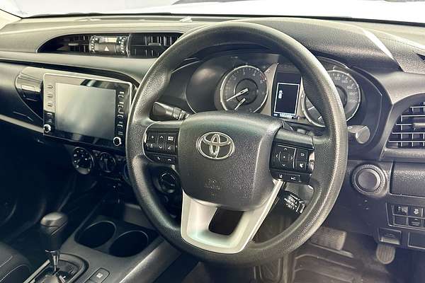 2021 Toyota HILUX SR (4x4) GUN126R 4X4