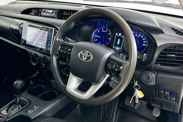 2020 Toyota HILUX SR (4x4) GUN126R MY19 UPGRADE 4X4