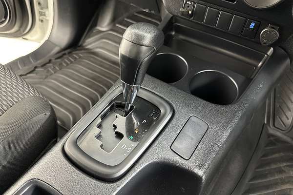 2021 Toyota Hilux WORKMATE (4x4) GUN125R 4X4