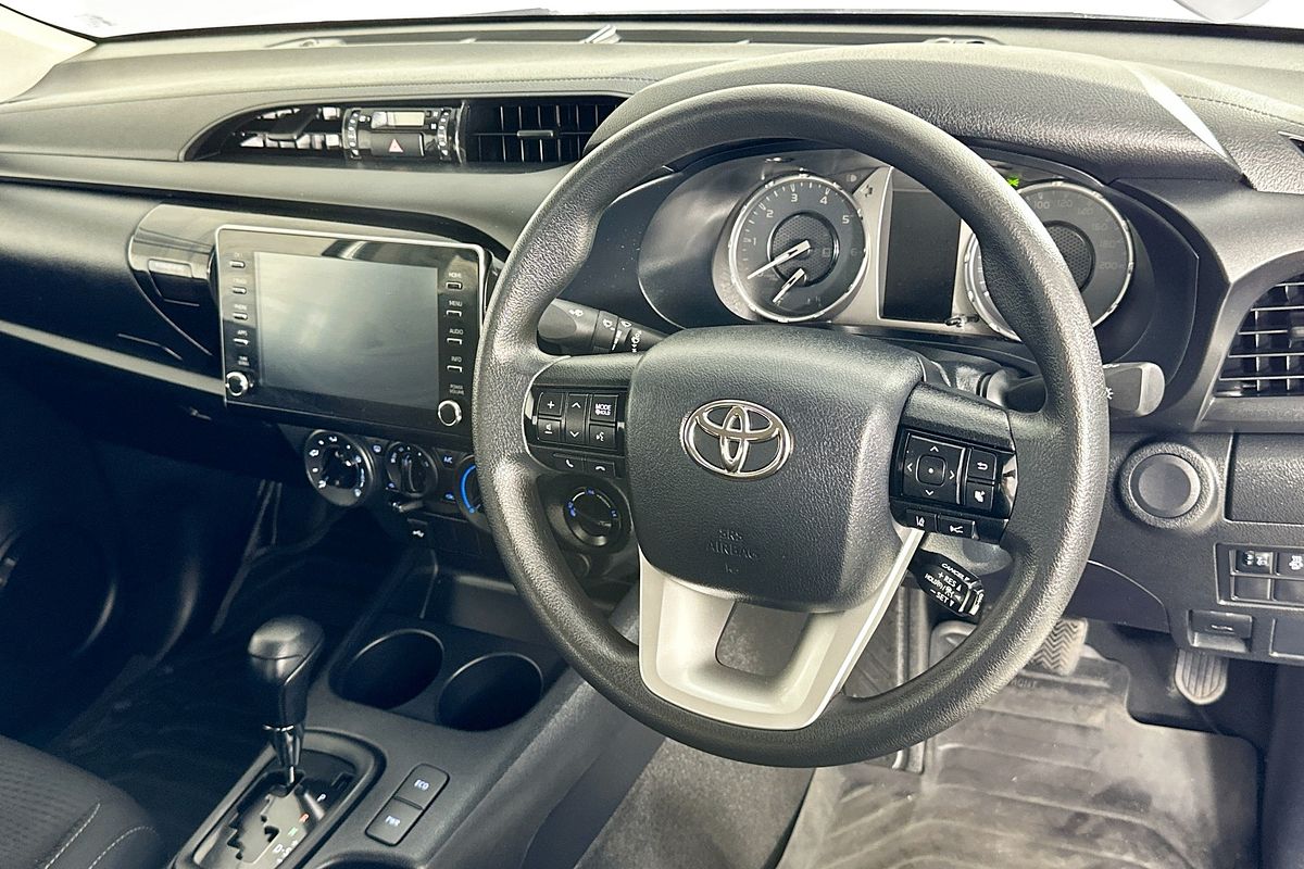 2024 Toyota HILUX SR (4x4) GUN126R 4X4