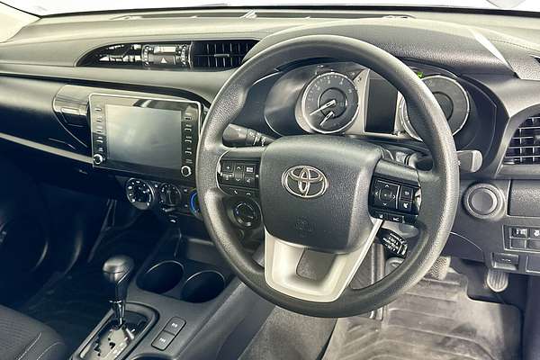 2024 Toyota HILUX SR (4x4) GUN126R 4X4