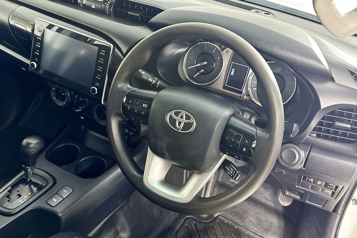 2022 Toyota HILUX SR (4x4) GUN126R 4X4