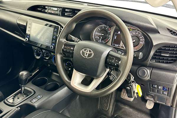 2022 Toyota HILUX SR (4x4) GUN126R 4X4