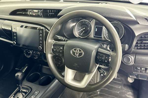 2022 Toyota HILUX SR (4x4) GUN126R 4X4