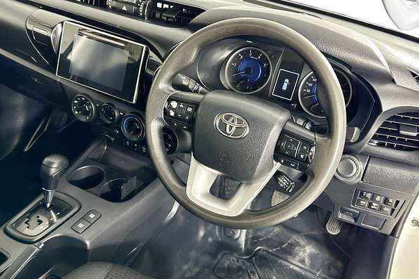2019 Toyota HILUX SR (4x4) GUN126R MY19 4X4