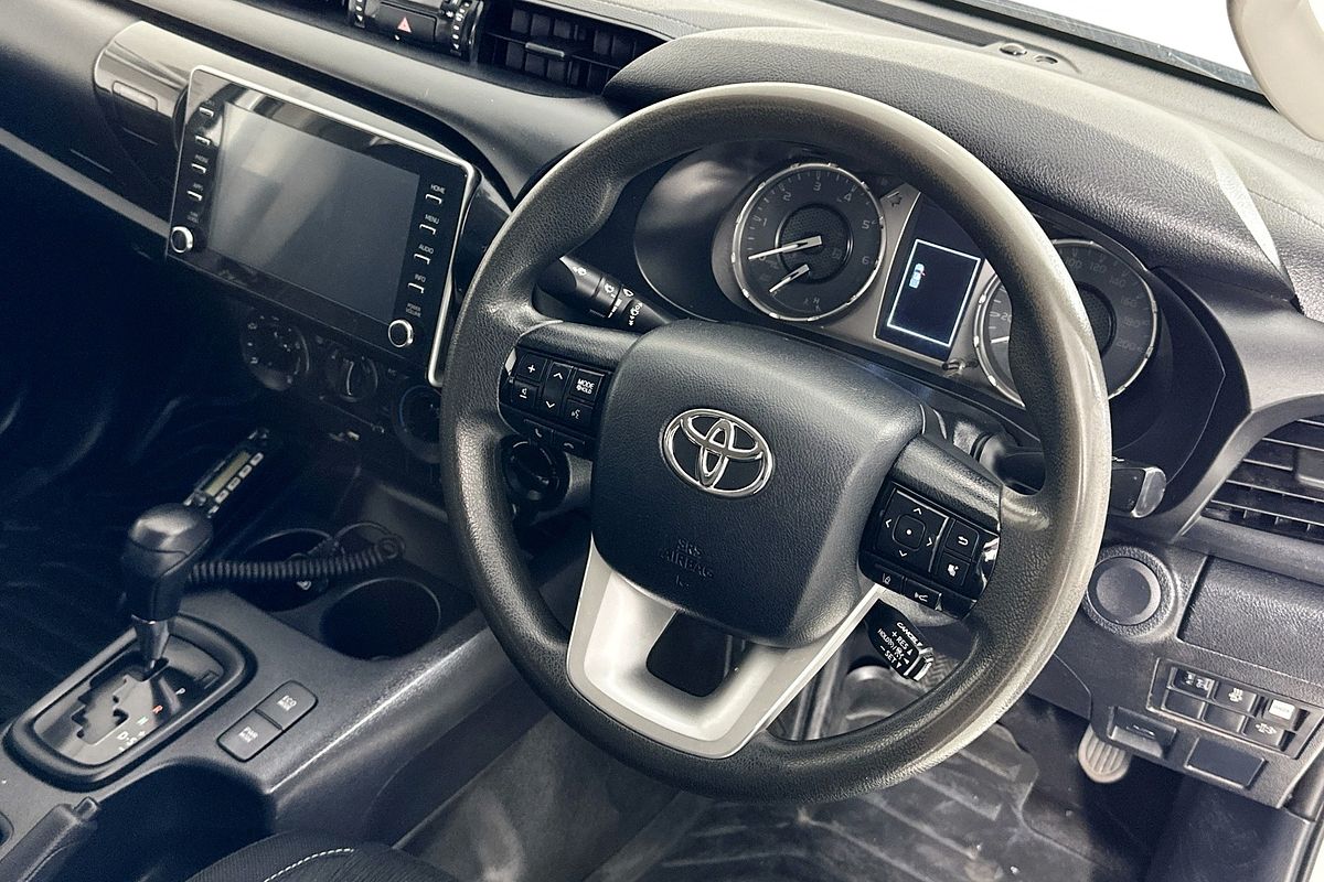 2021 Toyota HILUX SR (4x4) GUN126R 4X4