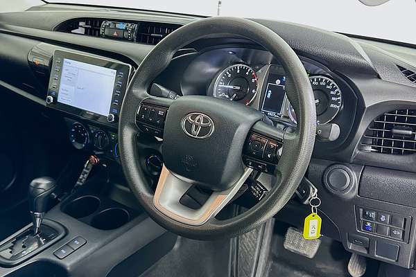 2022 Toyota HILUX SR (4x4) GUN126R 4X4