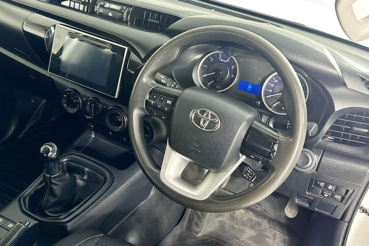 2019 Toyota HILUX SR (4x4) GUN126R MY19 4X4