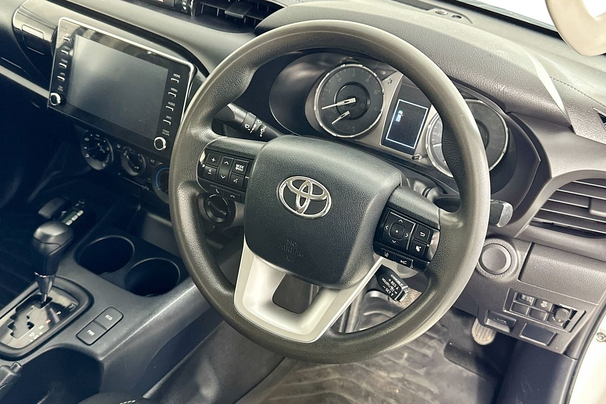 2022 Toyota HILUX SR (4x4) GUN126R 4X4