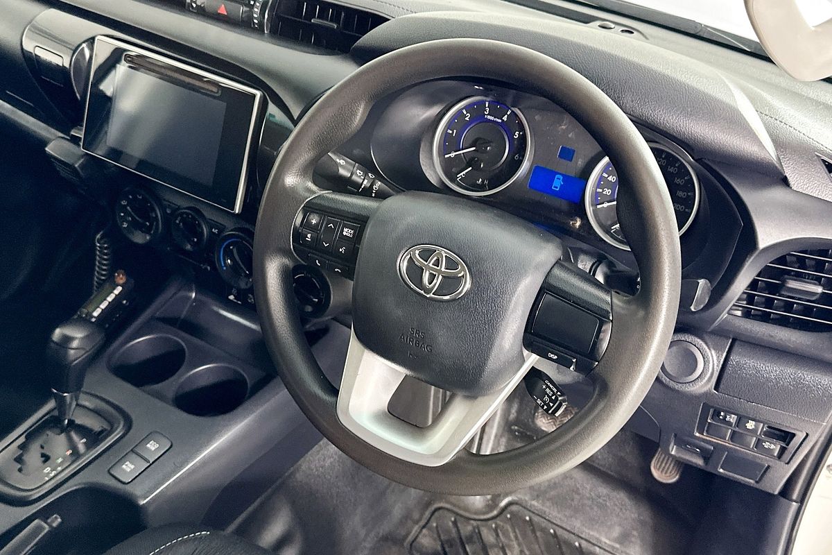 2019 Toyota HILUX SR (4x4) GUN126R MY19 4X4