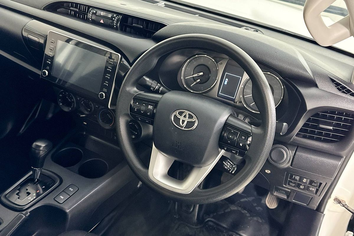 2021 Toyota HILUX SR (4x4) GUN126R 4X4