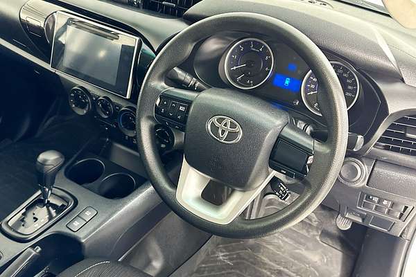 2018 Toyota HILUX SR (4x4) GUN126R MY17 4X4