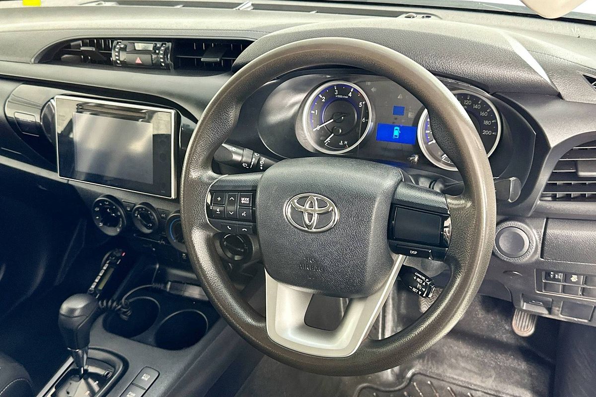 2018 Toyota HILUX SR (4x4) GUN126R MY17 4X4
