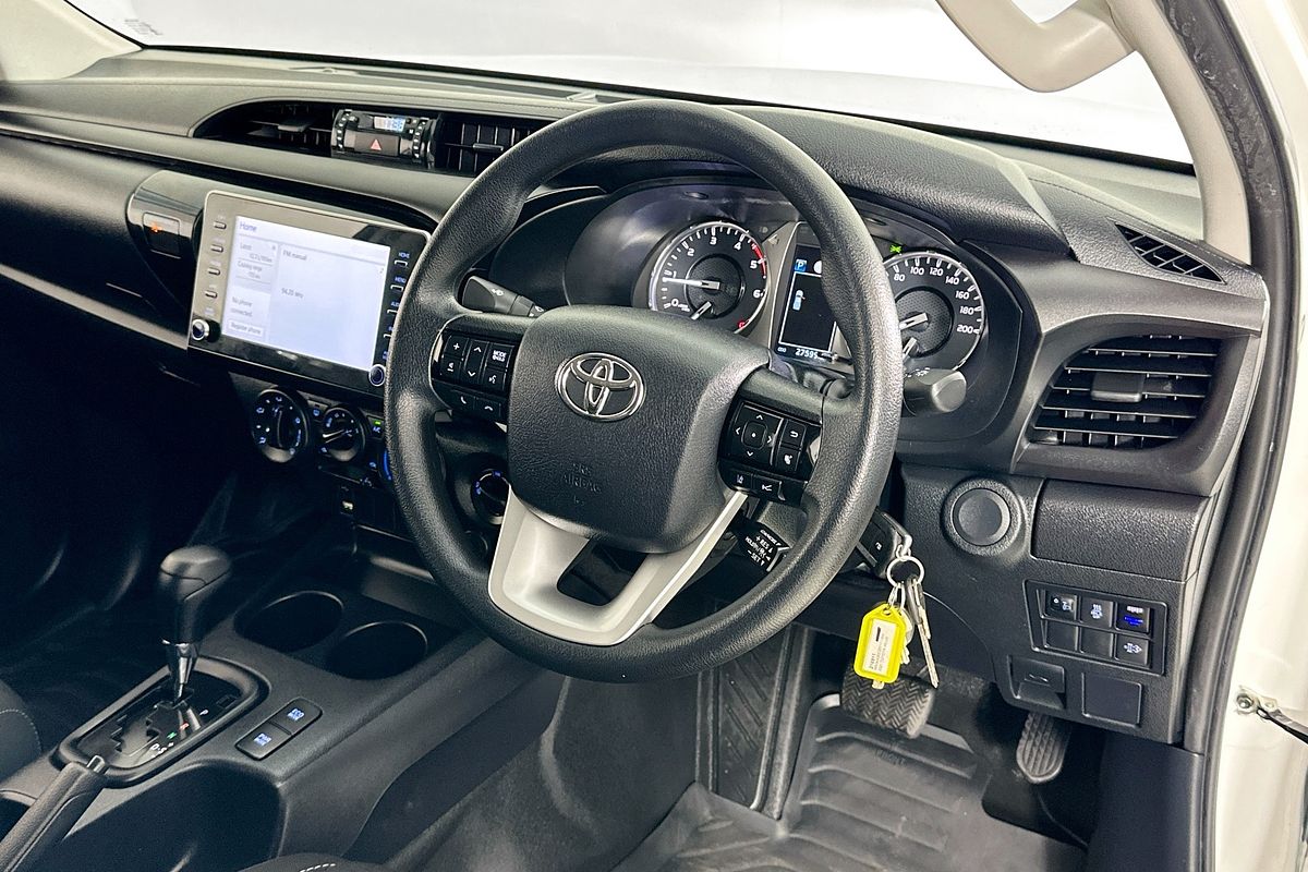 2021 Toyota HILUX SR (4x4) GUN126R 4X4