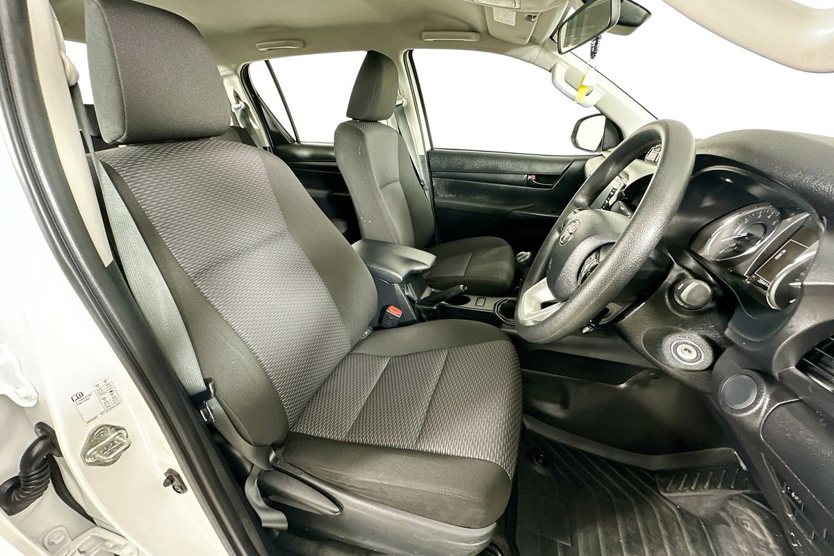 2022 Toyota HILUX WORKMATE (4x2) TGN121R REAR WHEEL DRIVE