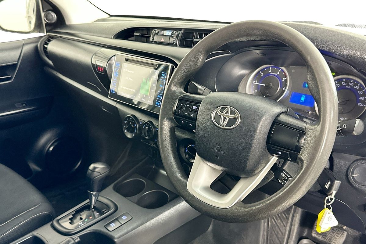 2019 Toyota HILUX SR (4x4) GUN126R MY19 4X4