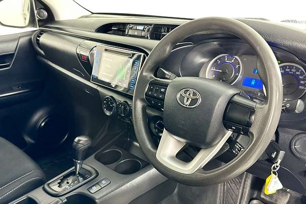 2019 Toyota HILUX SR (4x4) GUN126R MY19 4X4