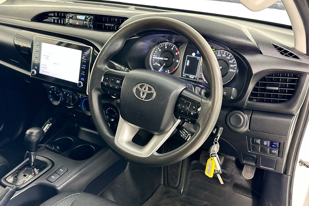 2022 Toyota HILUX SR (4x4) GUN126R 4X4