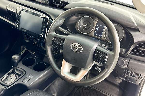 2022 Toyota HILUX SR (4x4) GUN126R 4X4