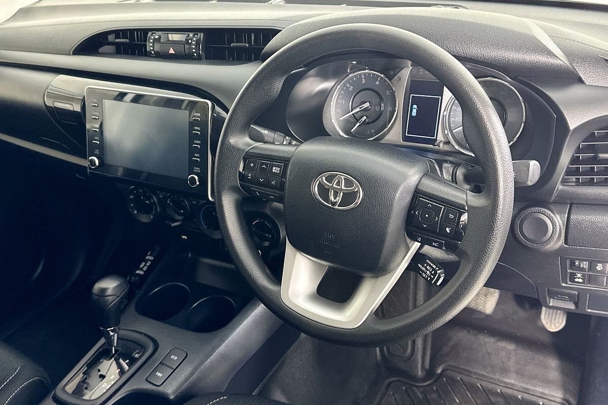 2023 Toyota HILUX SR (4x4) GUN126R 4X4