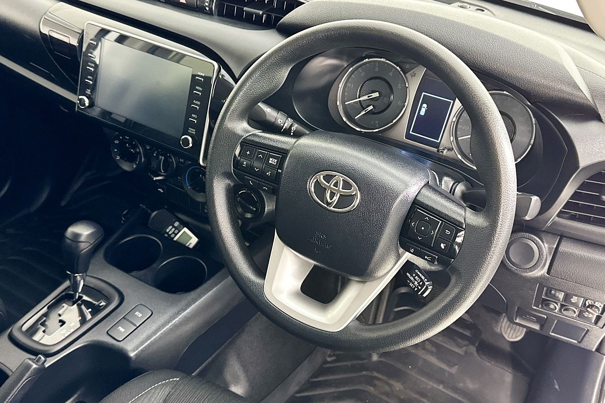 2023 Toyota HILUX SR (4x4) GUN126R 4X4