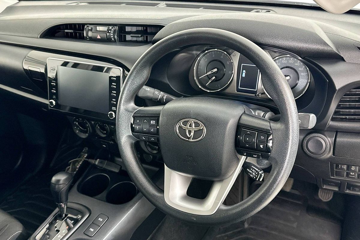 2024 Toyota HILUX SR (4x4) GUN126R 4X4