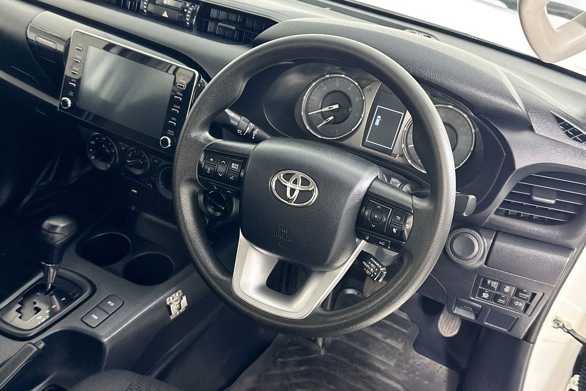2021 Toyota HILUX SR (4x4) GUN126R 4X4