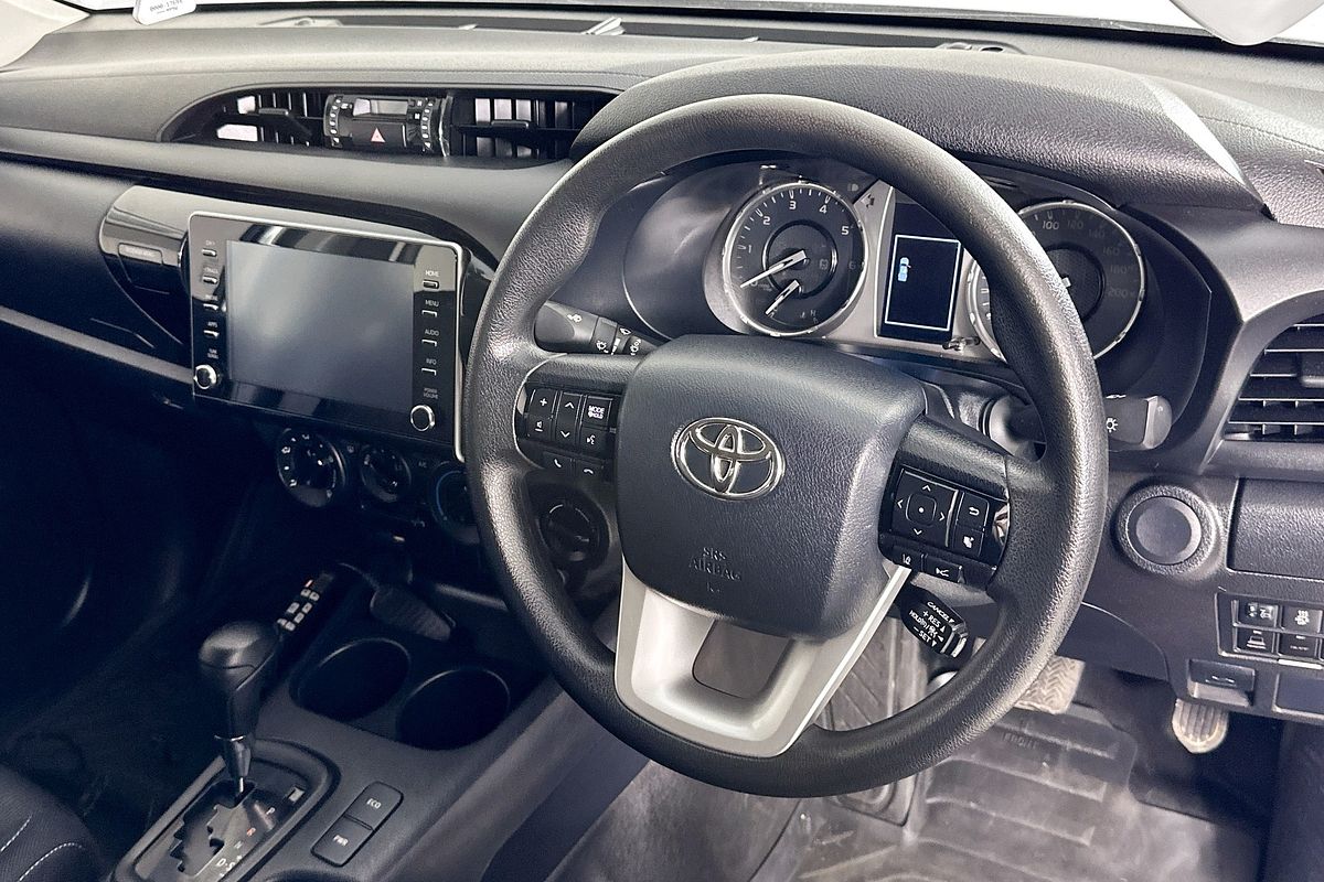 2023 Toyota HILUX SR (4x4) GUN126R 4X4