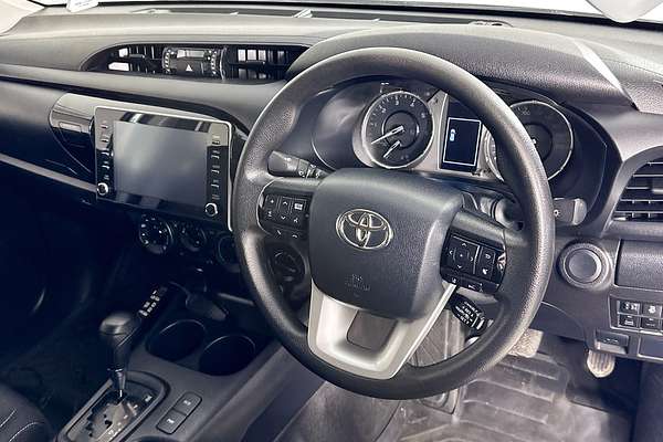 2023 Toyota HILUX SR (4x4) GUN126R 4X4