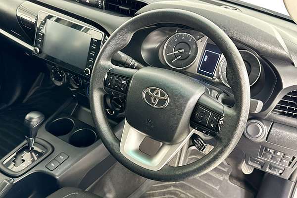 2024 Toyota HILUX SR (4x4) GUN126R 4X4