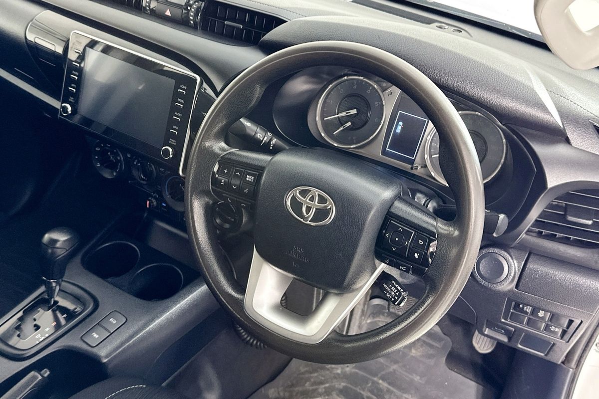 2022 Toyota HILUX SR (4x4) GUN126R 4X4