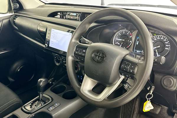 2022 Toyota HILUX SR (4x4) GUN126R 4X4