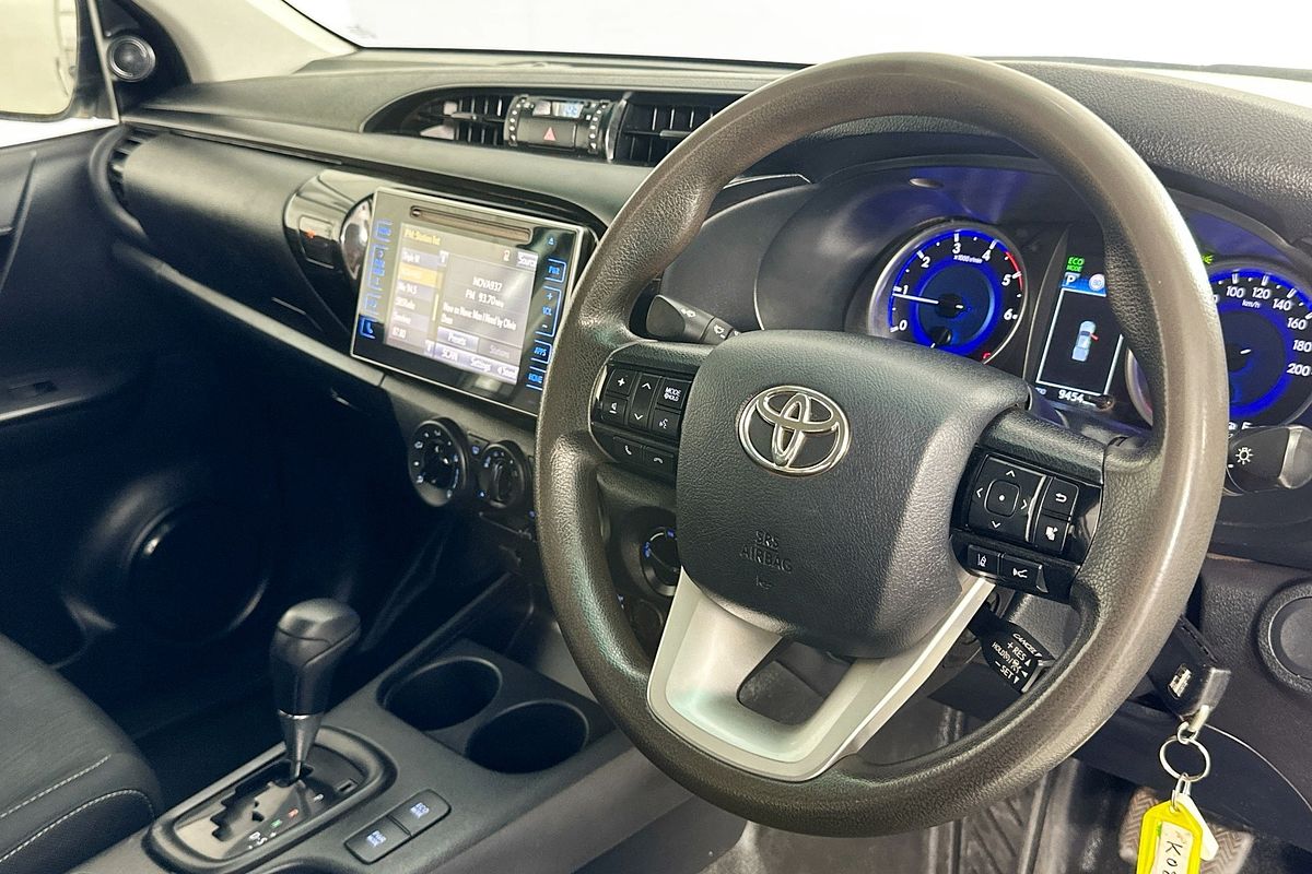 2020 Toyota HILUX SR (4x4) GUN126R MY19 UPGRADE 4X4