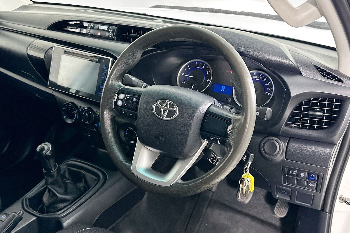 2019 Toyota HILUX SR (4x4) GUN126R MY19 4X4