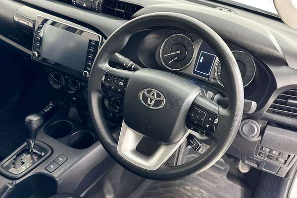 2023 Toyota HILUX SR (4x4) GUN126R 4X4