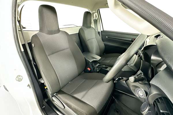 2023 Toyota HILUX WORKMATE (4x2) TGN121R 4x2