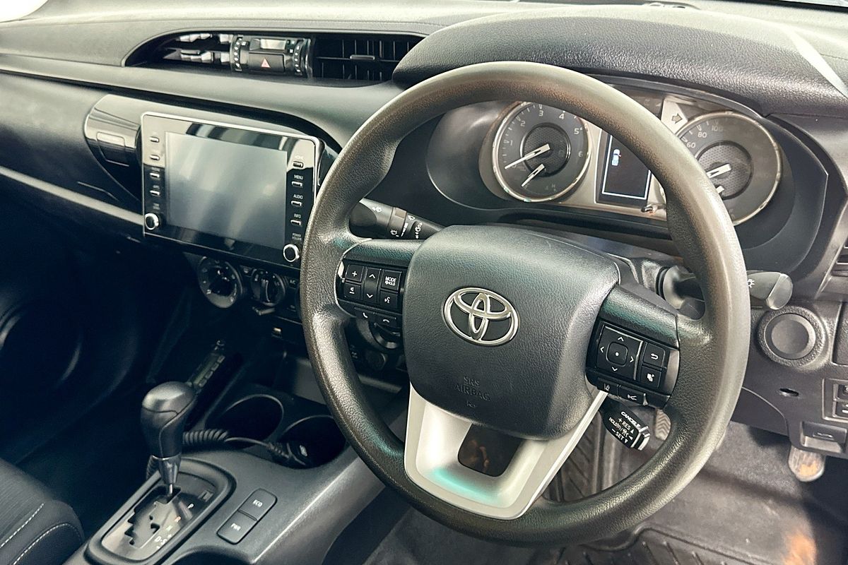 2022 Toyota HILUX SR (4x4) GUN126R 4X4