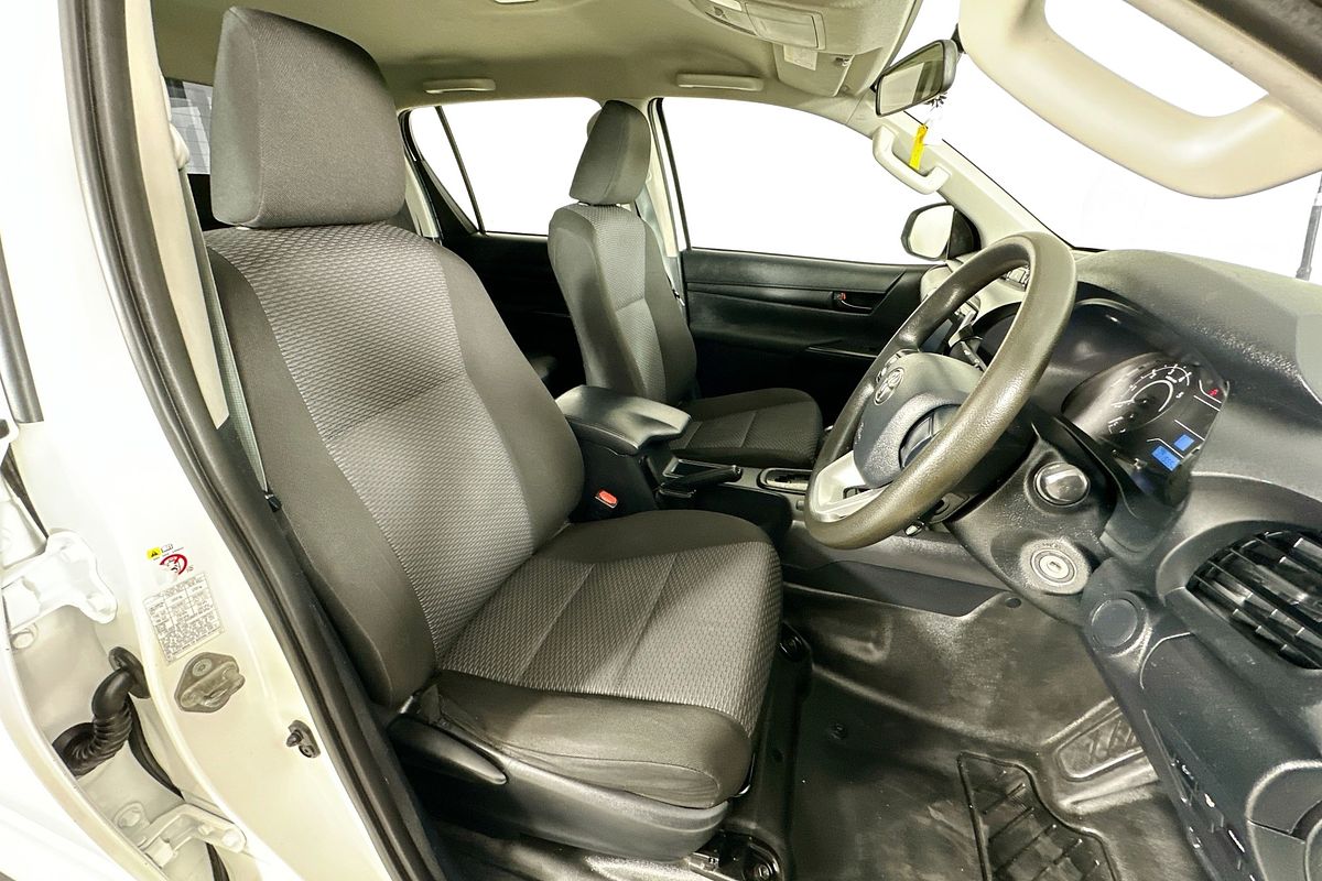 2019 Toyota HILUX WORKMATE (4x4) GUN125R MY19 4X4